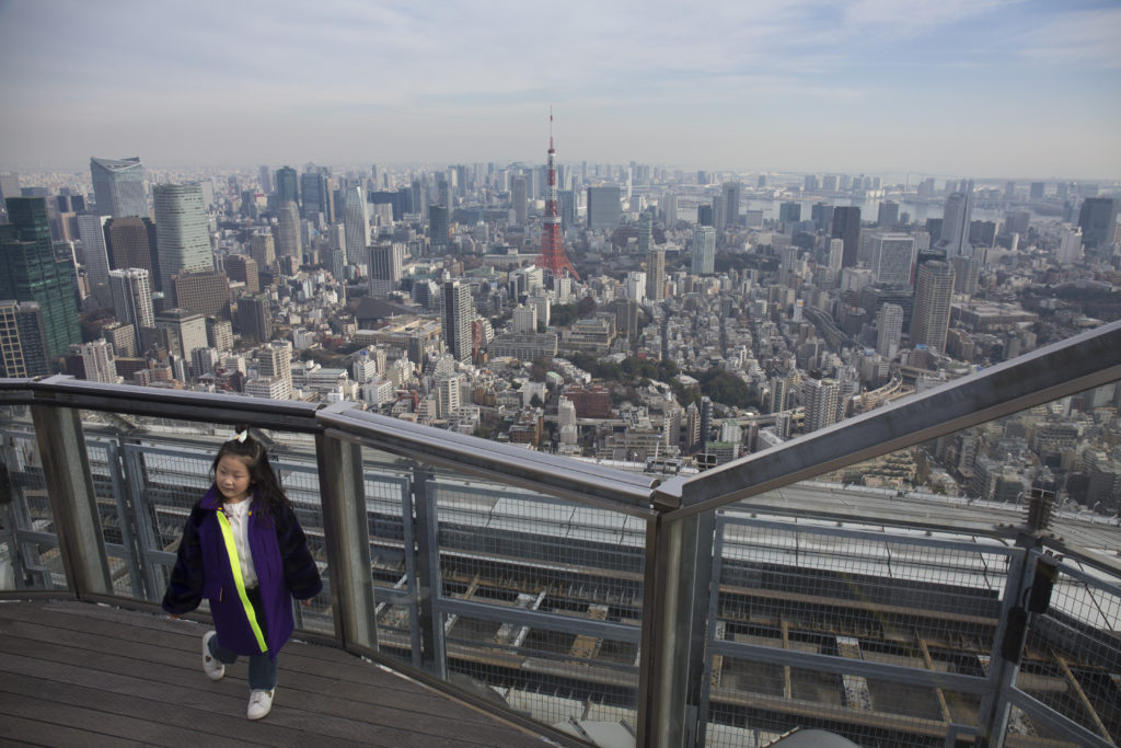 六本木之丘森大廈頂層的Tokyo City View及森美術館向來深受歡迎，是文創結合旅遊的典範。