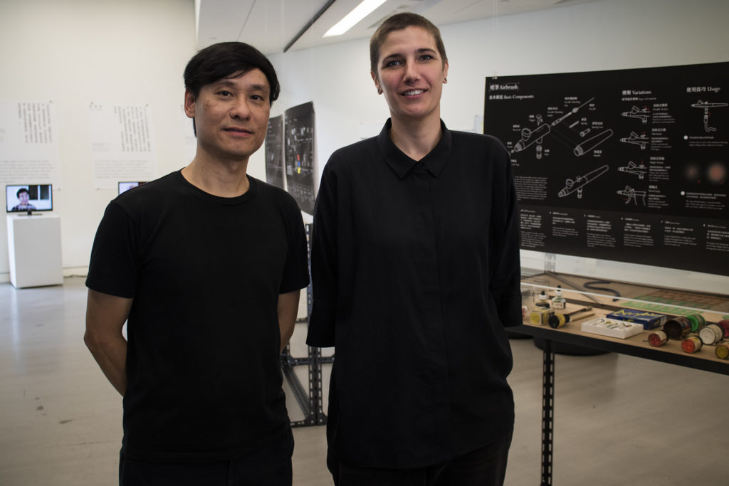 郭斯恆（左）及Anneke Coppoolse（右）同為香港理工大學信息設計研究室的成員，負責研究本地美學設計發展。