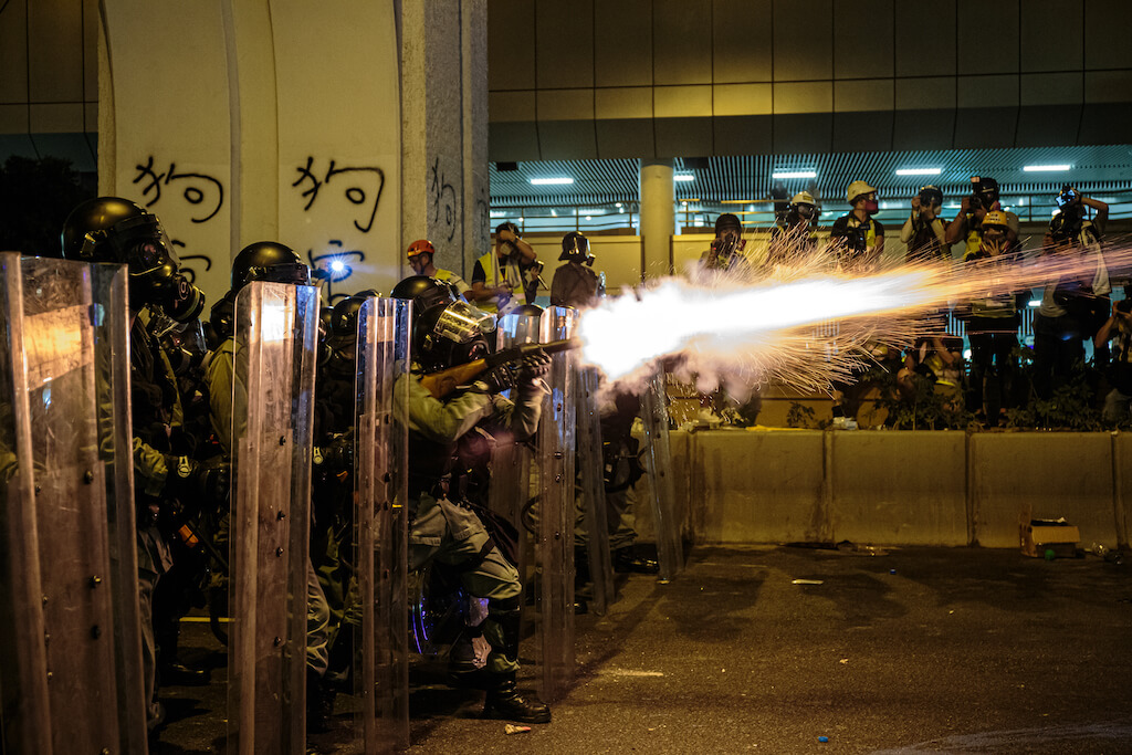 2668_tear-gas_k190728-290-copy