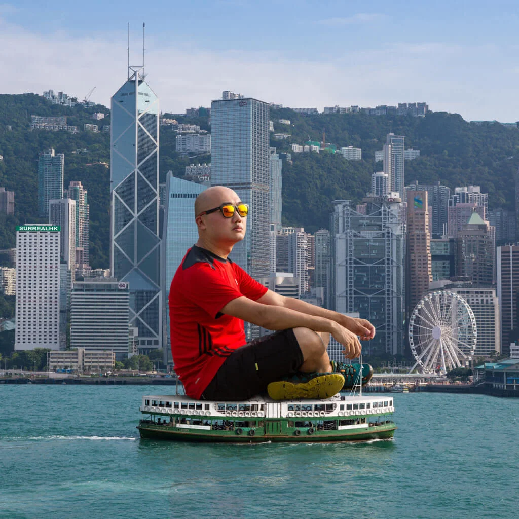 超現實攝影家SurrealHK（Tommy Fung）亦是參展香港藝術家之一