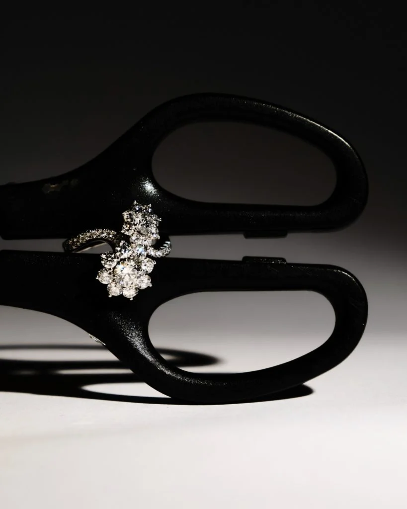 HARRY WINSTON SUNFLOWER DIAMOND TWIN RING 