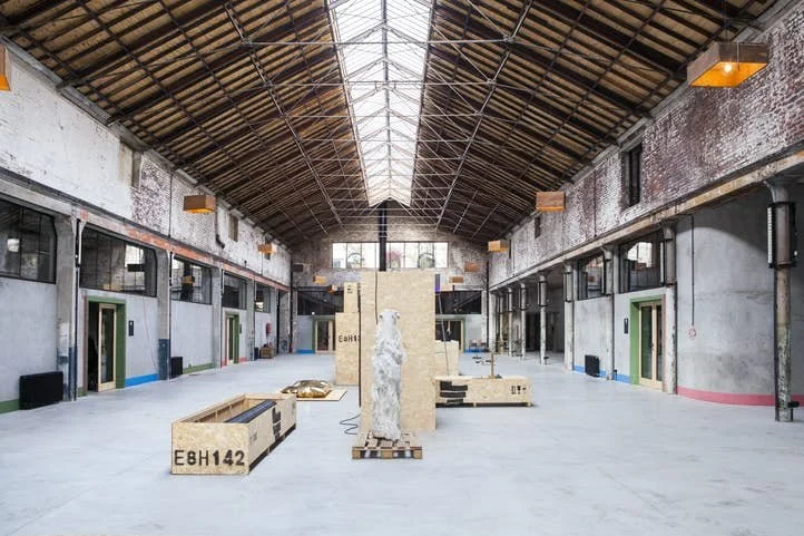 Zaventem Ateliers位於布魯塞爾的一間紙工廠，面積達六千平方米，由不同領域的前衛家具設計師及工匠進駐。