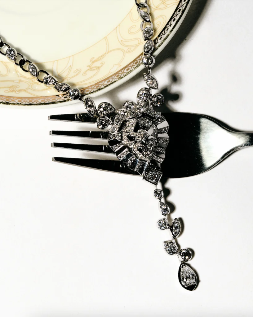 CHANEL LION SOLAIRE DE CHANEL NECKLACE IN 18K WHITE GOLD AND DIAMONDS