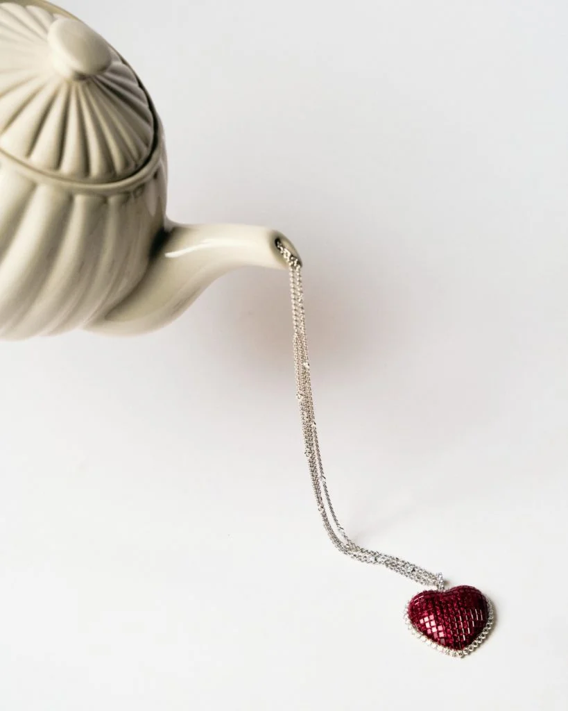 STENZHORN (AVAILABLE AT MASTERPIECE BY KING FOOK) LOVE KEEPERS-RUBY HEART AND DIAMOND WITH WHITE GOLD NECKLACE