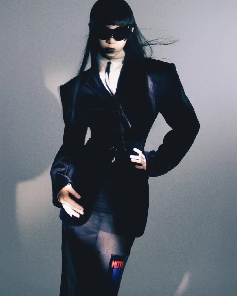 SPORTMAX BLAZER SHIRT TIE SKIRT GENTLE MONSTER X MUGLER SUNGLASSES 