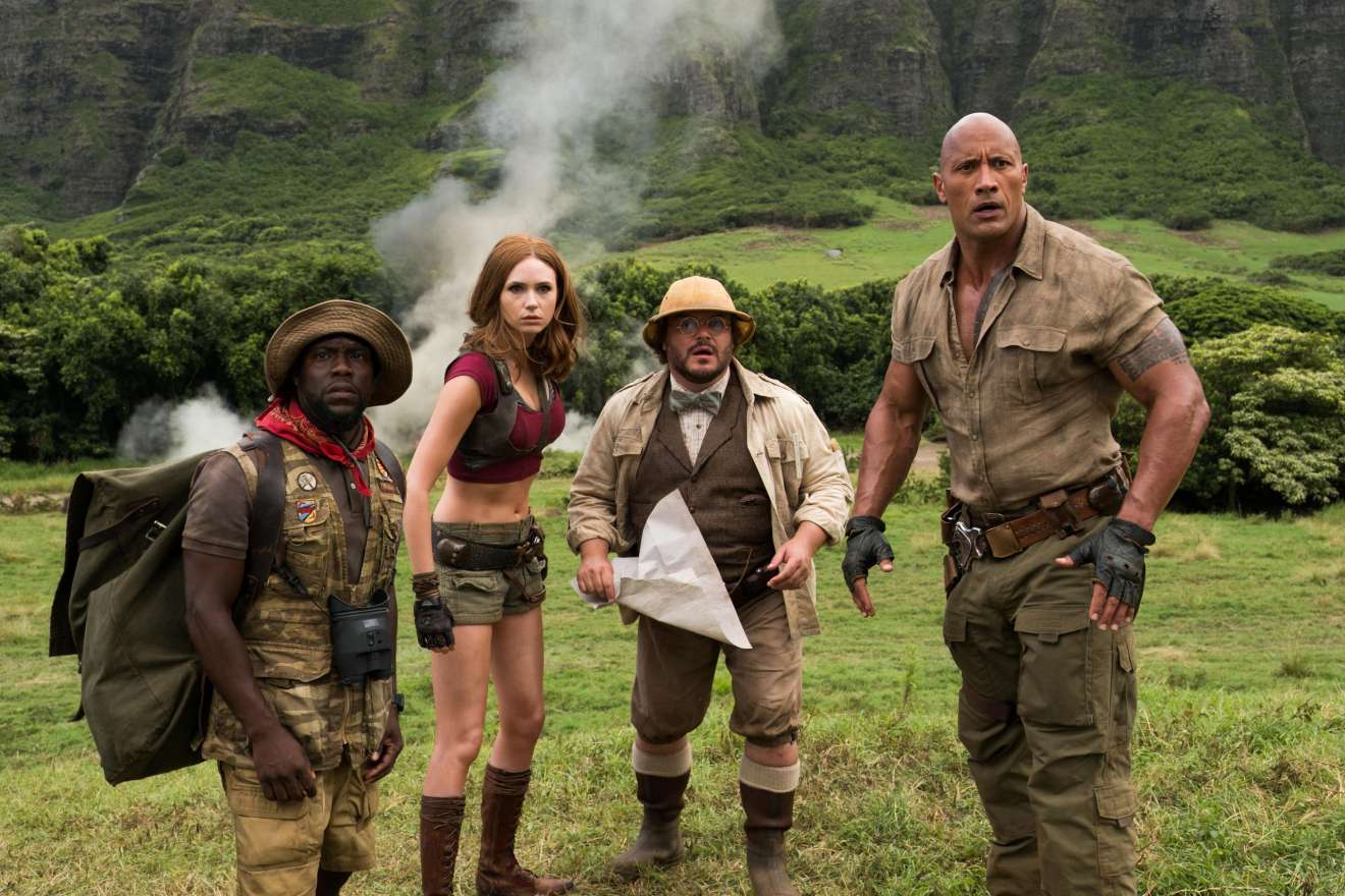 karen-gillan_-jumanji_-welcome-to-the-jungle-stills-2017-01