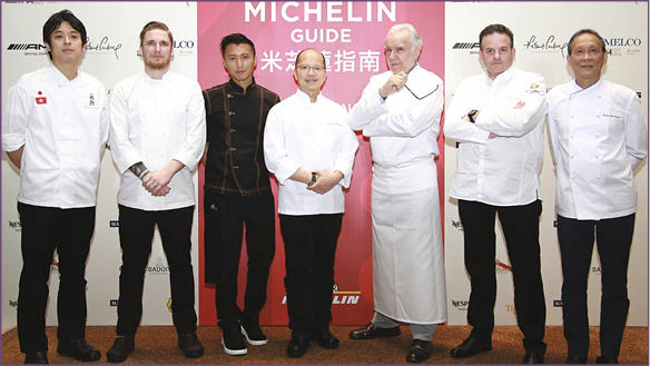 謝霆鋒與六位共囊括14粒米芝蓮星級名廚關秀道、Noah Sandoval、譚國鋒、Alain Ducasse、Fabrice Vulin、鄺偉強。