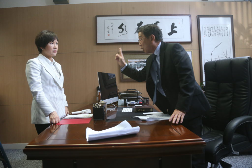 廖啟智與陳秀雯在劇中分別飾演正、副校長，二人的教育理念分歧，形成對立。 
