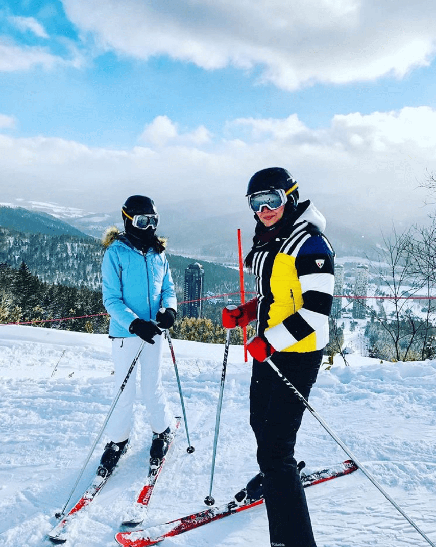 琦琦去年與Ella外遊滑雪，未知今年會如何為囡囡慶祝呢？