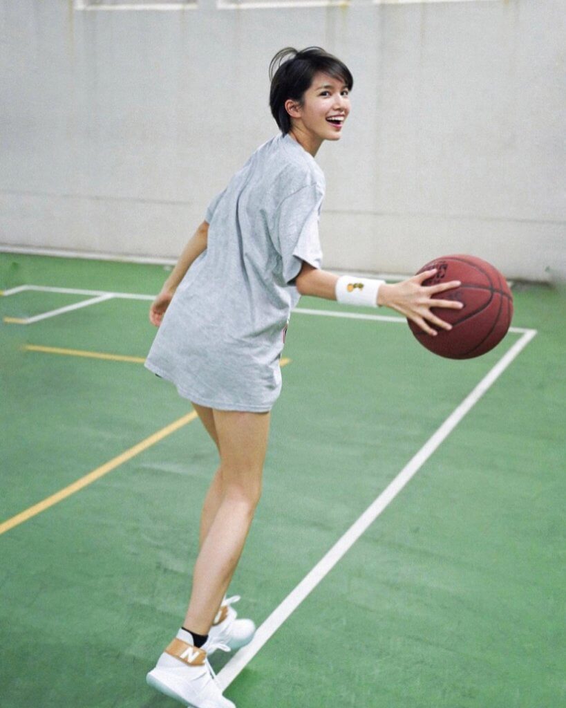 蘇皓兒喜歡打籃球，經常會跟翟威廉、周志文及羅天宇一起打波，對於跟羅天宇傳出緋聞，她亦感到有點莫名其妙。