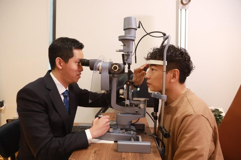 劉承樂醫生認為定期檢查眼睛，有問題能及時察覺。