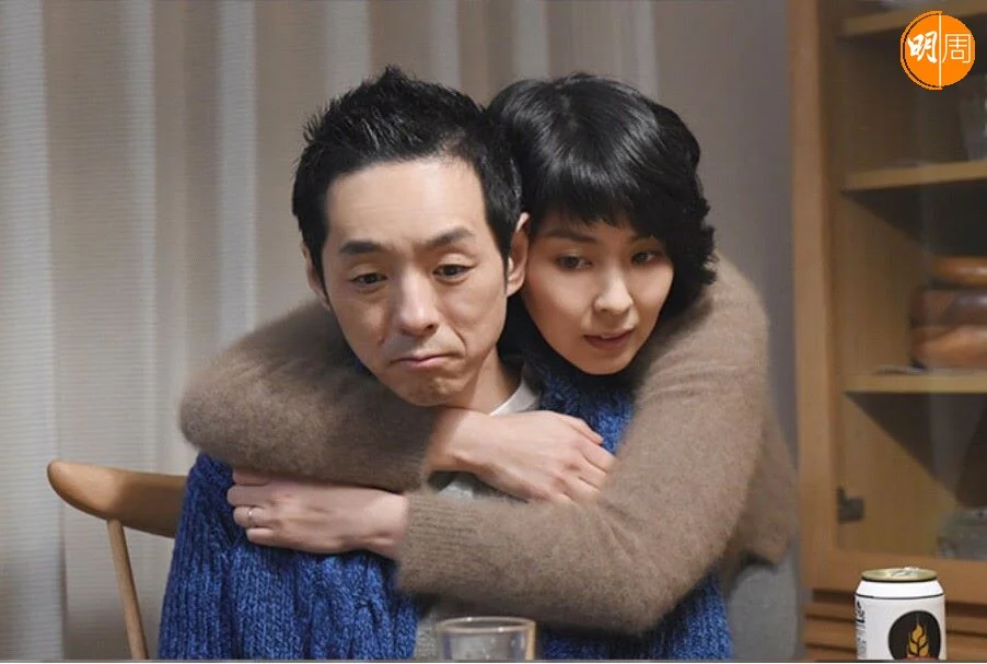 編劇宮藤官九郎曾在《四重奏》演出松隆子的老公，未知可會再為劇集亮相呢？