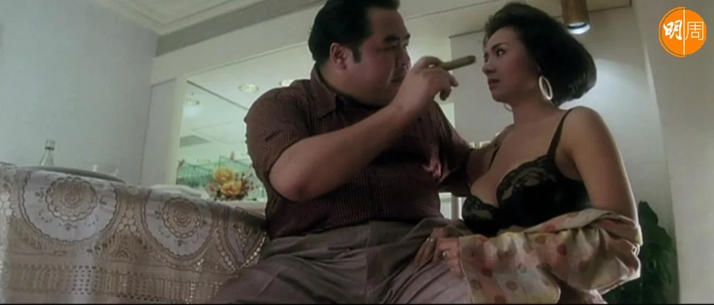 《跛豪》很有話題的一幕，鄭則士用手拍打葉子楣胸部。