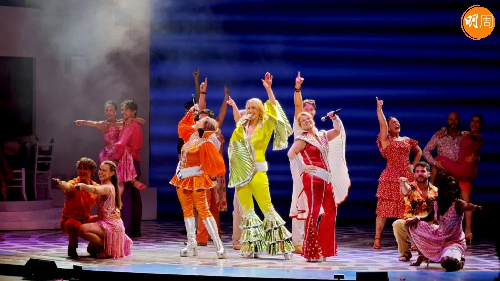 音樂劇《MAMMA MIA!》香港巡演獲群星捧場　五大主角來港抽空遊玩